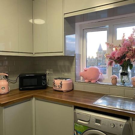 Brighton New Apartment Free Parking Sleeps 6 ภายนอก รูปภาพ